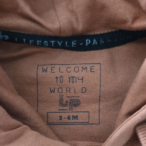 L&P Apparel Size 3-6 Months NEW Rust Hoodie - Picture 4 of 7